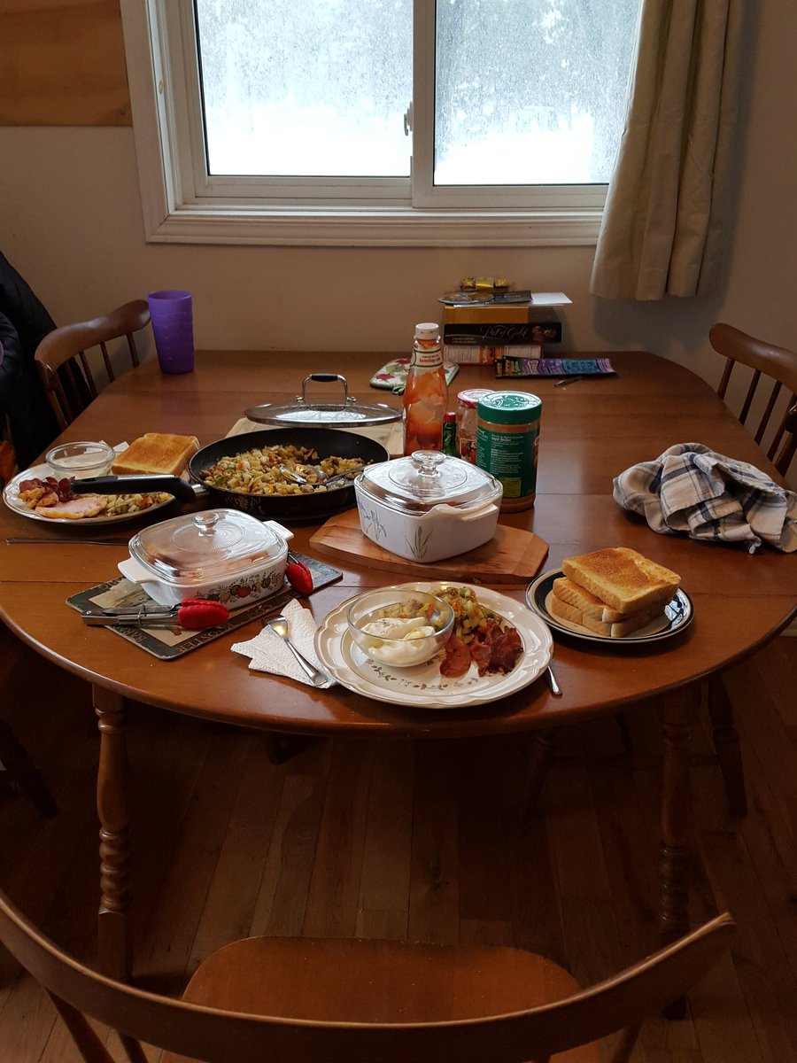 OinknGoodBBQ's tweet photo. Love Sunday morning #breakfast with the #family https://t.co/NrvkikprXX