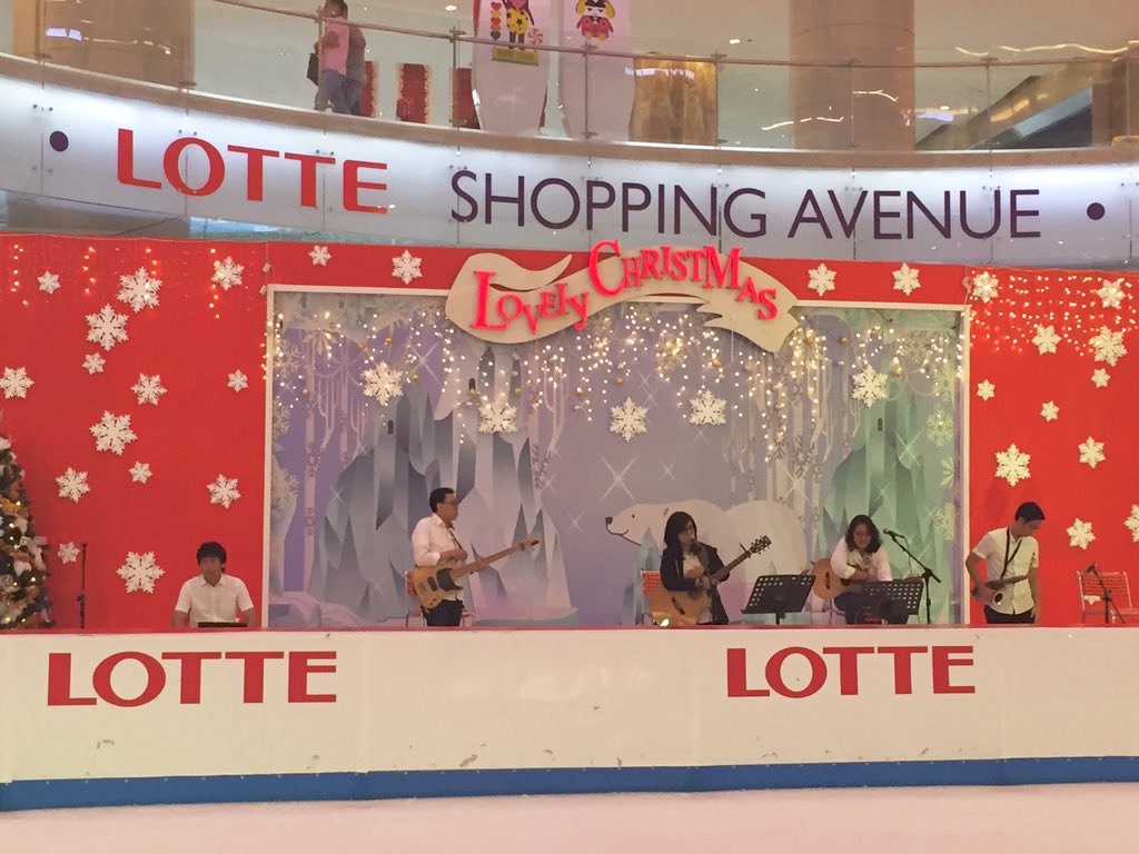 musicology_ent's tweet photo. SECHE and Friends at Main Atrium, Lotte Shopping Avenue. Saturday, 9 Jan 2016. #latepost https://t.co/R96Ag3R77x