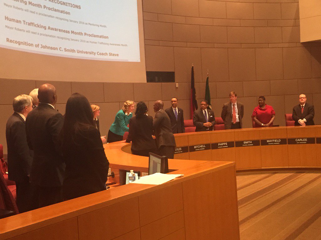 .<a href="/CLTMayor/">Mayor Vi Lyles</a> issues proclamation declaring January Mentoring Month. Here's how to get involved ow.ly/2bwNGc