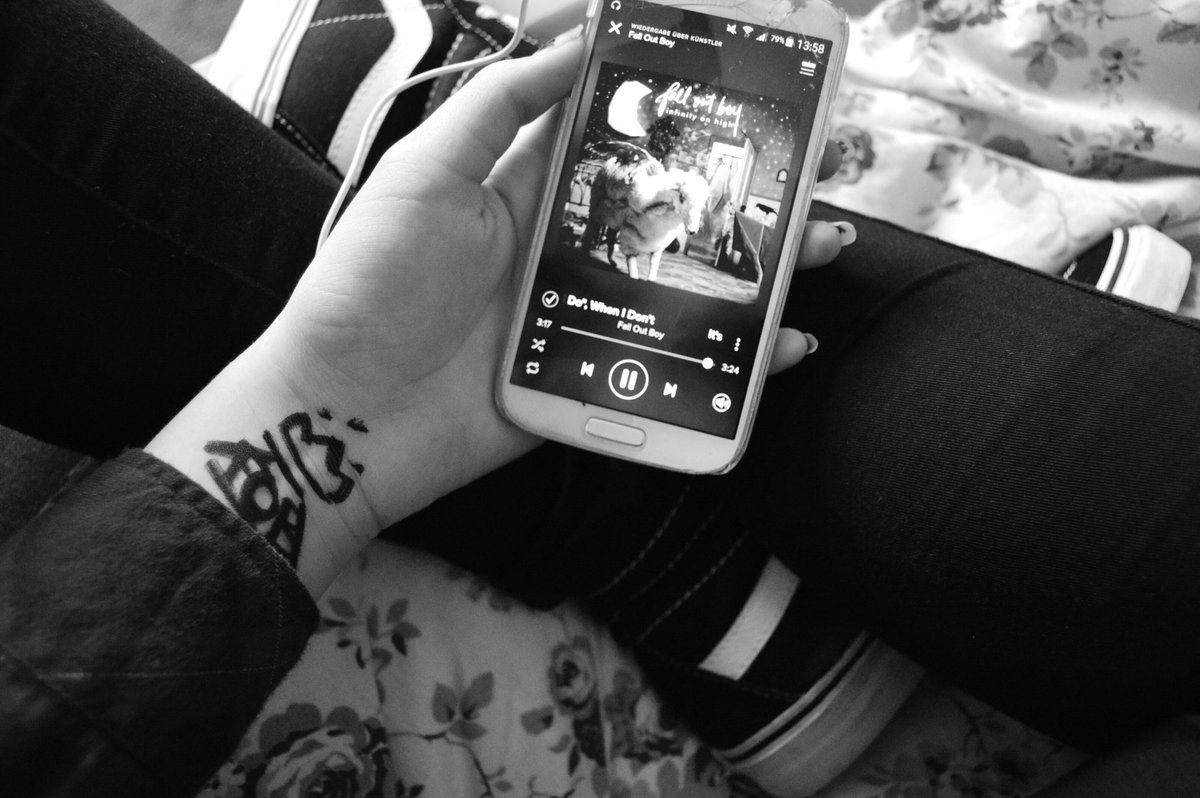 pete wentz aesthetic (@wentzaesthetic) on X, image size:1200x798