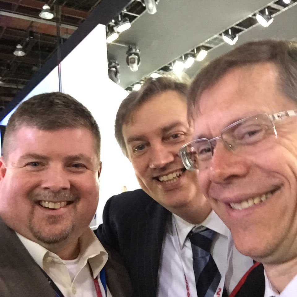 DetroitAPA's tweet photo. Thanks @Ford, @NissanUSA, @GM &amp; Detroit Vision Awards for sending executives to the @DetroitAPA reception. #NAIAS https://t.co/FMmwBTvi9m