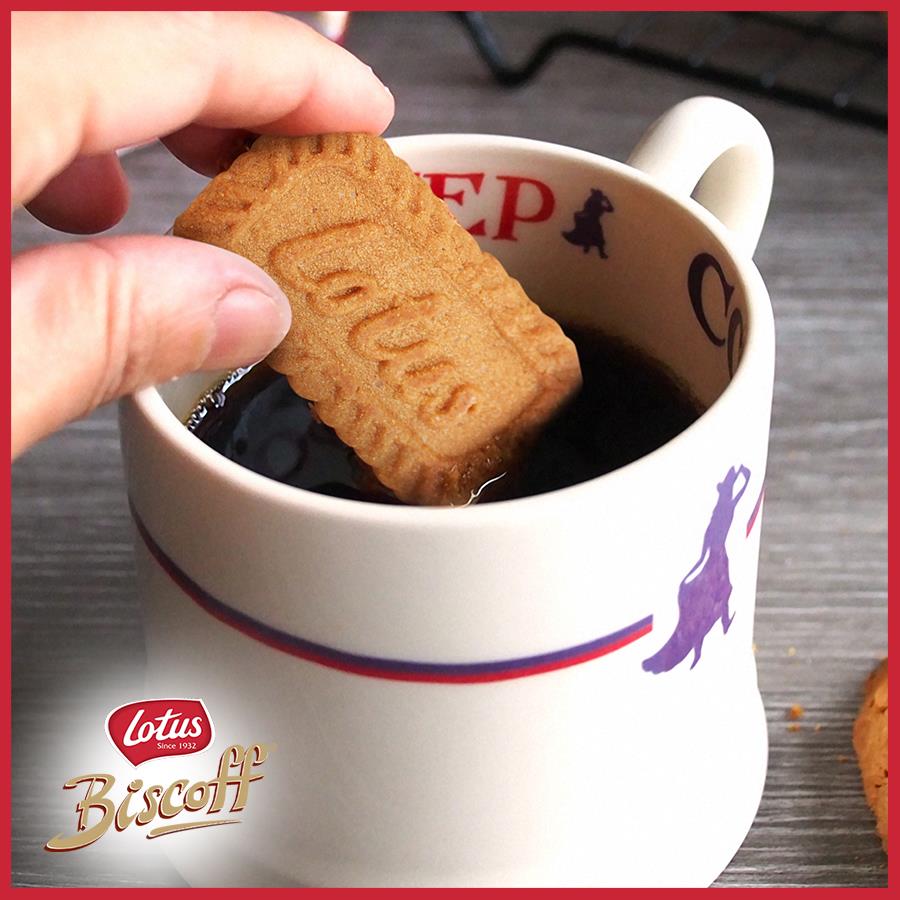 LotusBiscoff_PH's tweet photo. Don’t just dip it, stir your coffee with it! #EveryCoffeeNeedsALotus #BetterWithBiscoff https://t.co/OunTsKveAe