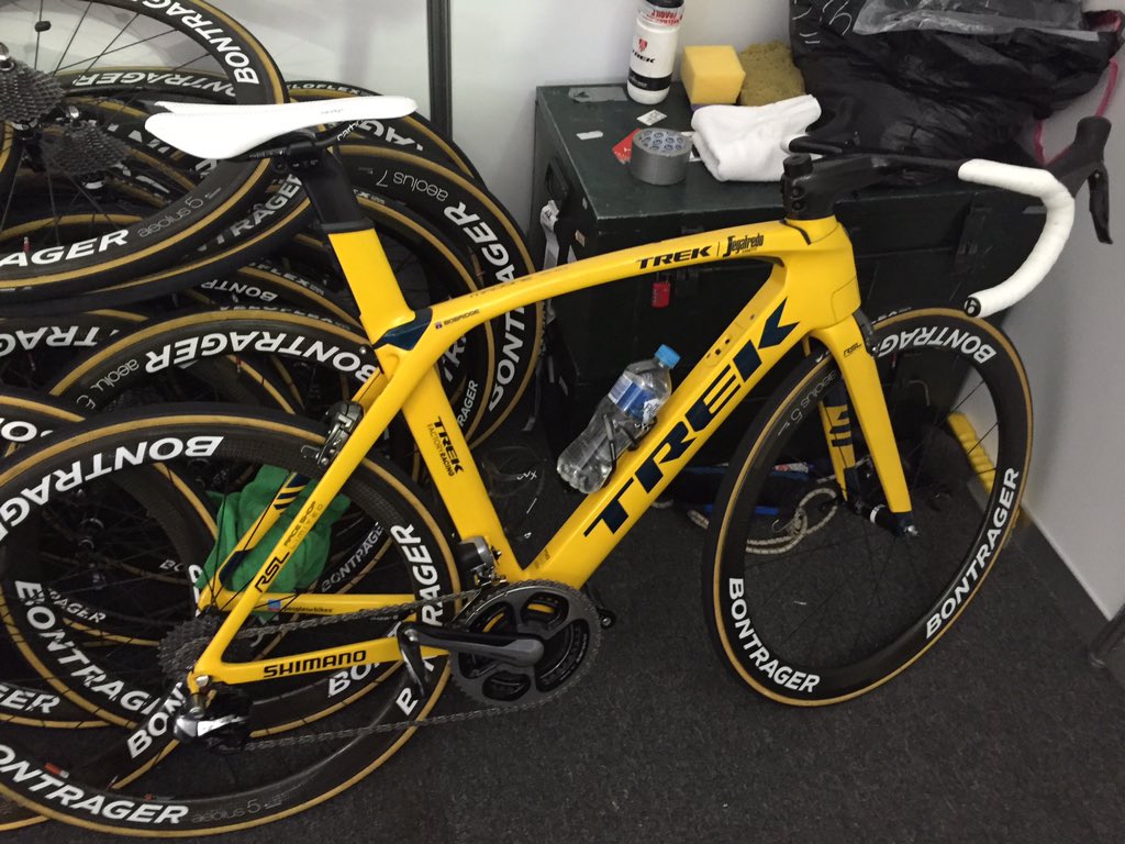 JackBobridge's tweet photo. My new, beautiful Trek for now until the real deal!! @TrekSegafredo @TrekBikesAust https://t.co/HxCuPMT7Su