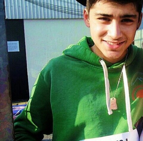 xstefka_'s tweet photo. #HappyBirthdayZayn ❤️❤️ @DJZatox https://t.co/tUhwTiryTl