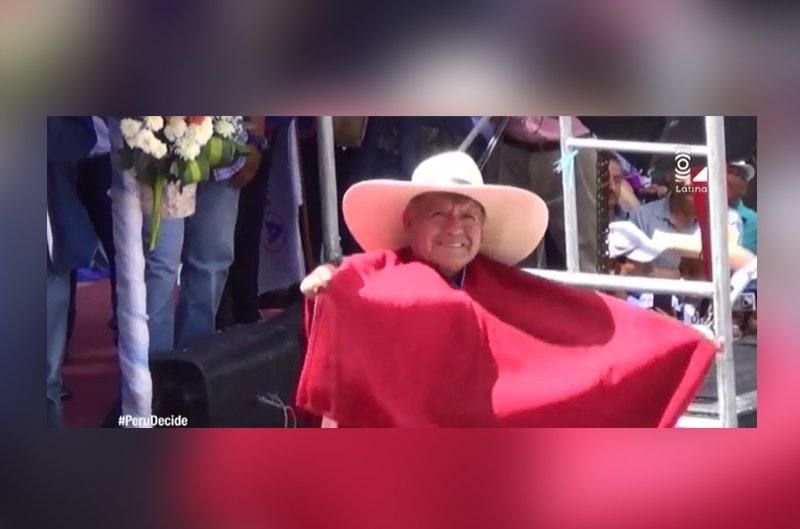 Latina_pe's tweet photo. #90Central Este es el ranking de los ingresos de los candidatos presidenciales https://t.co/uB4ivt3kB7 https://t.co/K0qtxCHHNd