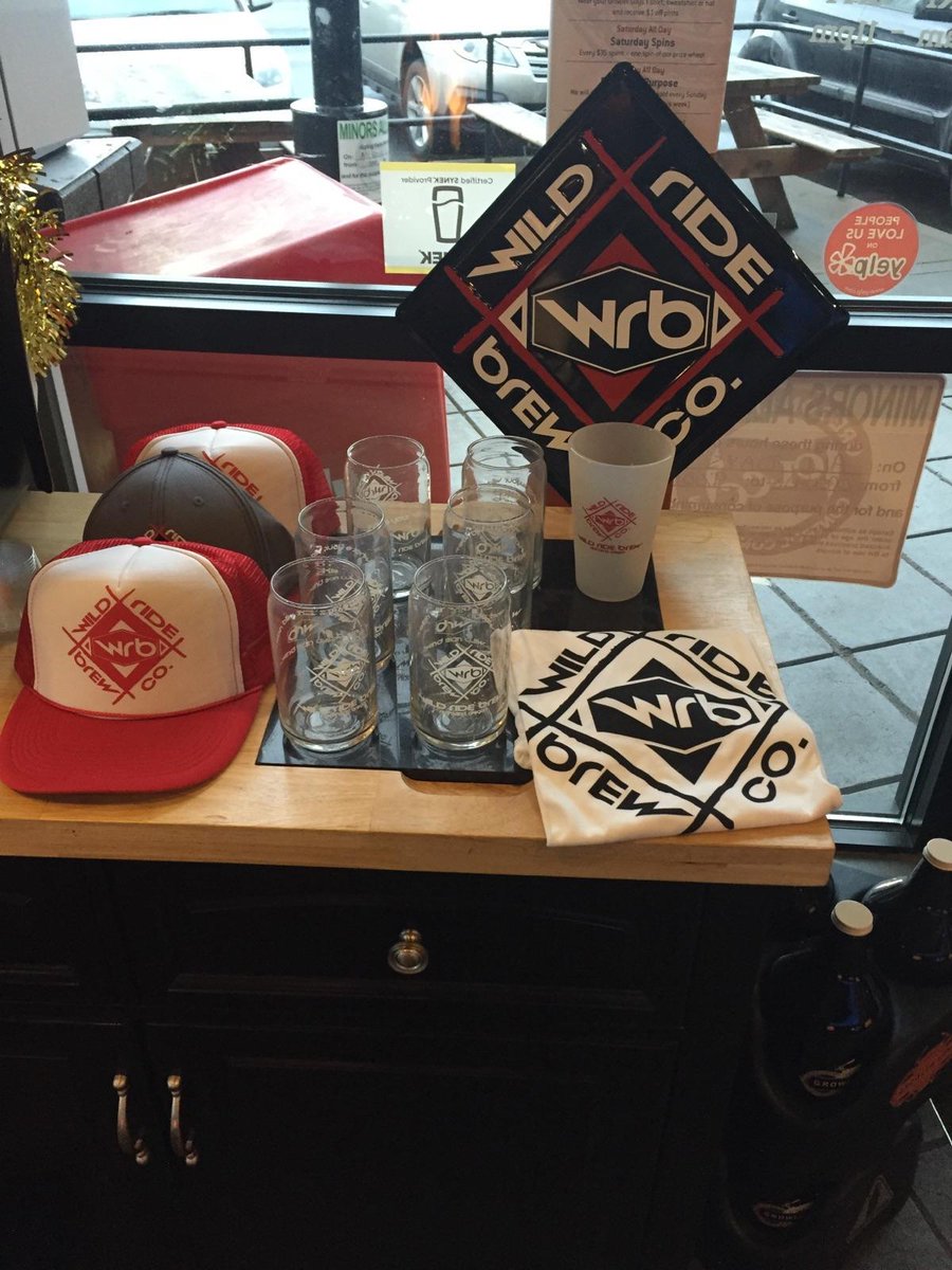 WildRideBrewing's tweet photo. Tap Attack @thegrowlerguys #Eugene tonight! #MiniBeerPong #Swag #CraftBeer https://t.co/Zr8nmq4xP1