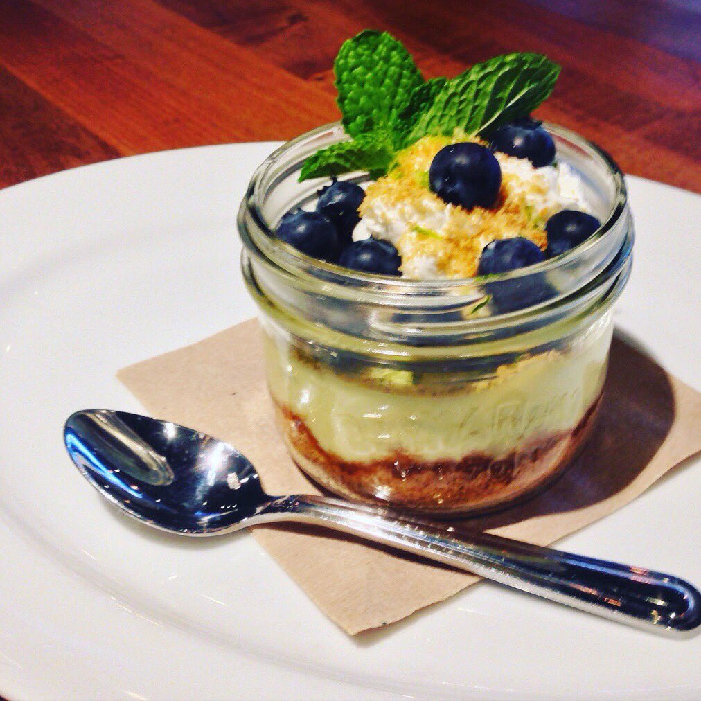 dgbars's tweet photo. @ChefBEverett you had me at #KeyLimePie @tapandbarrel #TAPtestkitchen #productdevelopment #almostperfect https://t.co/572nTqmVay