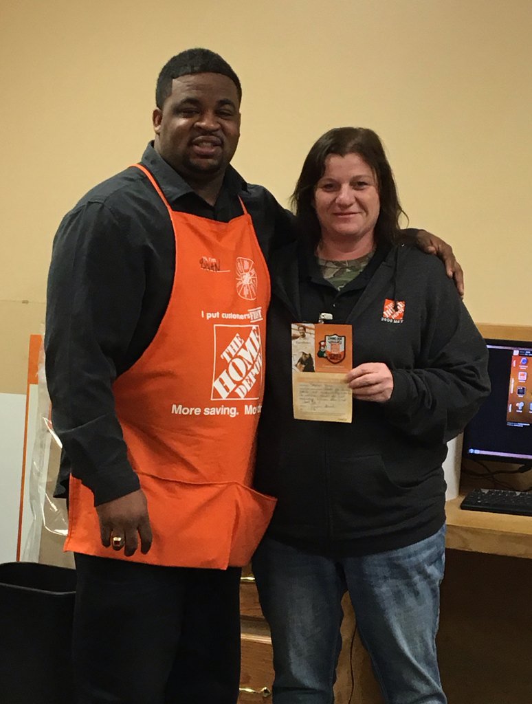 SBrewerTHD93's tweet photo. Building strong relationships getting results!! 2909 Thank you for the support!  @QuanSteward  @Brianthor1 https://t.co/UmMSjv26vr