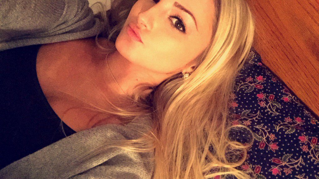 Jhuff1732's tweet photo. @Shelbymorganss Wow my Girlfriend is so beautiful! I love you and miss you 😘 https://t.co/BL0E5mEHO7