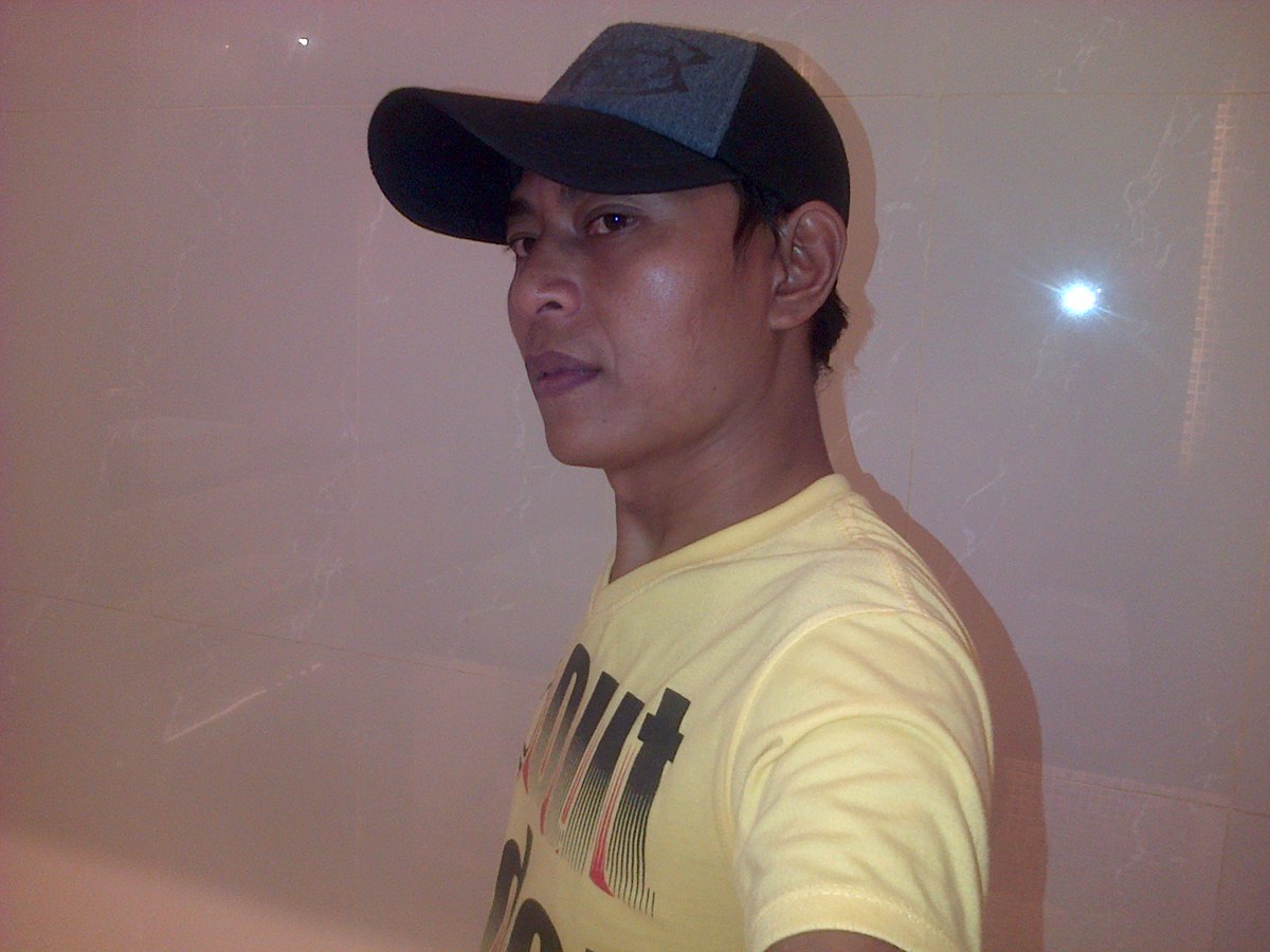ilham_lupus's tweet photo. Cari jodoh pon 087878505587.pin 25d13700 cepetan daptar yah nanti keburu abis lohhhhh https://t.co/wrnwCfteU4