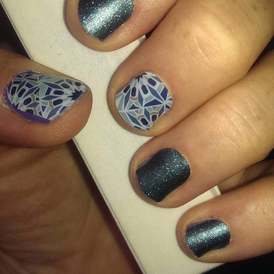 Kphel77's tweet photo. want fabulous nails, contact me today!!
#jamberrywraps #jamberryau #nailart 
https://t.co/nG0sIXoN5e https://t.co/wEBlQm4ex8