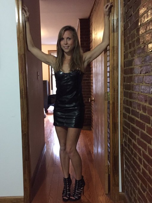 One more day in NYC !!  #latexfetish https://t.co/0mspjoLYHT<a href="/tag/latexfetish"class="tags">#latexfetish</a>