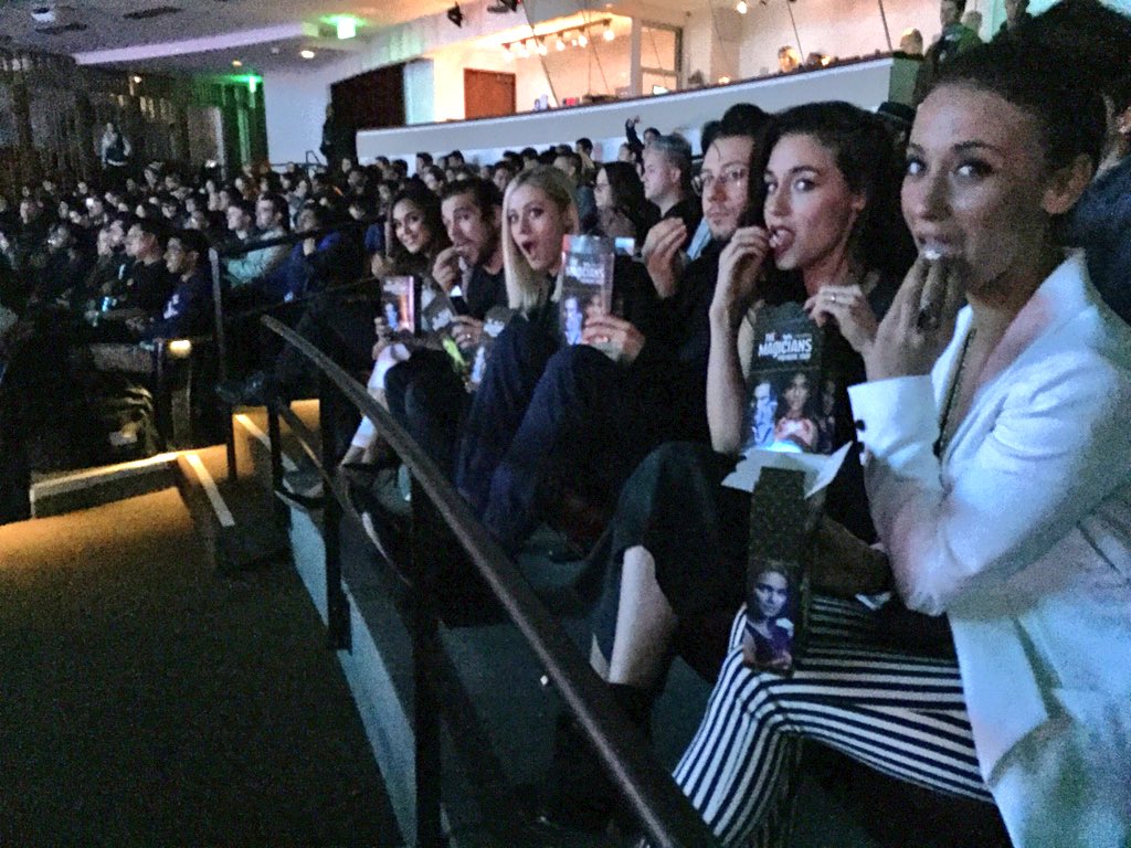 MagiciansSYFY's tweet photo. Let the screening begin #TheMagicians 🍿✨🎥 https://t.co/qn4lpoWfSg