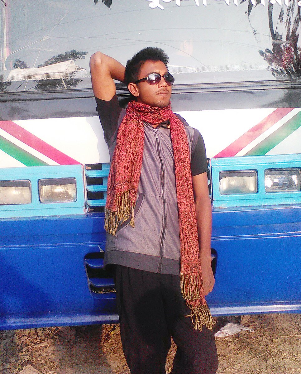 AWrafee tweet picture