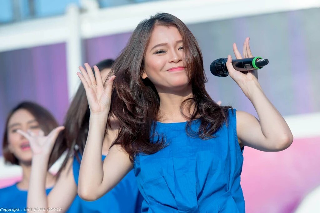 kak laela <a href="/Laelova_Riau/">Laelova Riau OFC</a> @Laelova_JKT @Laelova_Indo <a href="/FunLaelaChiBi/">Laelaahn</a> <a href="/Laelova_BKS/">Laelova Bekasi</a> <a href="/laelovaSLW_/">Laelova Makassar</a> <a href="/Laelova_INA/">Elleanor Navyana</a>