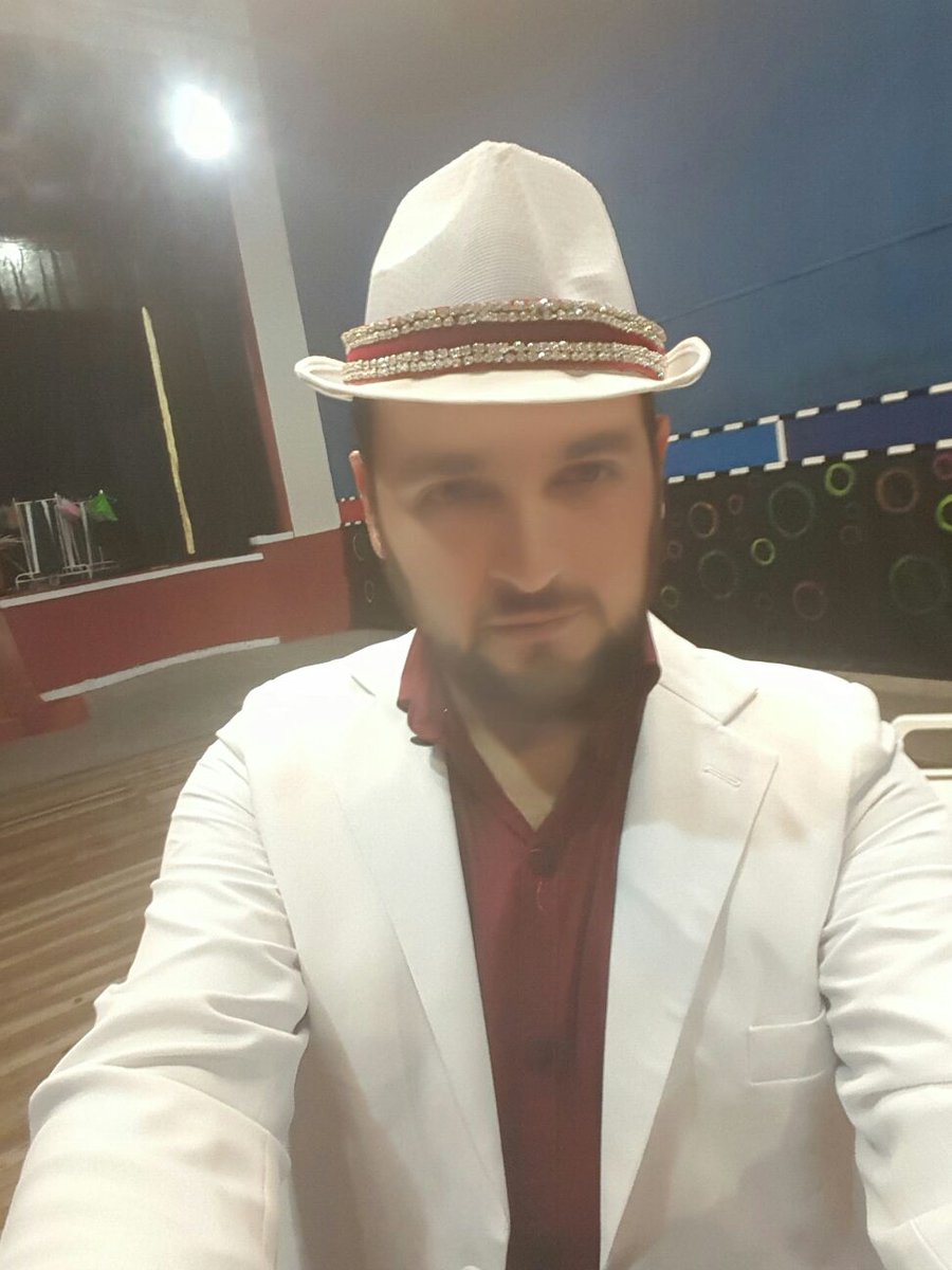 jacob_leonel's tweet image. sean sinceros!  soy lindo o soy feo? #lookism #lookatthemoon #modelIII #ModelBlog #photo .....yyyyyy? ???