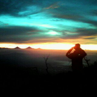 Suatu saat nanti kita pasti balik lgi menikmati pemandangan yg luar biasa di #MtSlamet3428Mdpl.