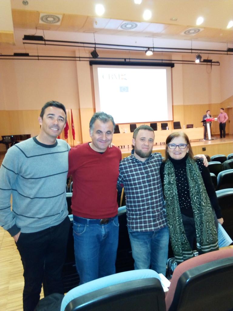 IES_Sabina_Mora's tweet photo. Representantes de @HernArdieta y @IES_Sabina_Mora en las Jornadas Erasmus+.Avanzamos en nuestra internacionalización https://t.co/UlrjfCr2w2