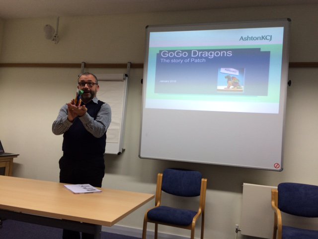 pignmix16's tweet image. @PigsGoneWild16 tips from @PatchDragon @bigphatphotos @breakwriter &amp;amp; @KATCreativ today @StElizabethHosp @AshtonKCJ.