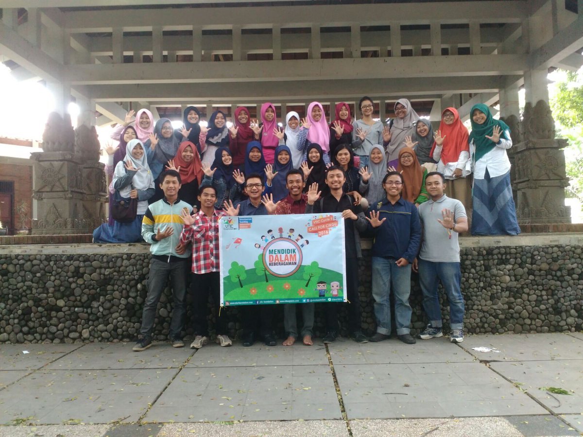 VTICFoundation's tweet photo. VTIC Roadshow di Kloter 1 di Universitas Brawijaya
#SiapJadiCikgu
#VTICCycle5
#MendidikDalamKeberagaman https://t.co/iDLfpZOyG9