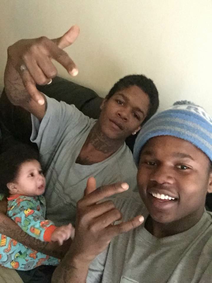 BurksHothead's tweet photo. Me an my son &amp; bro https://t.co/JAEvlFi1Bh