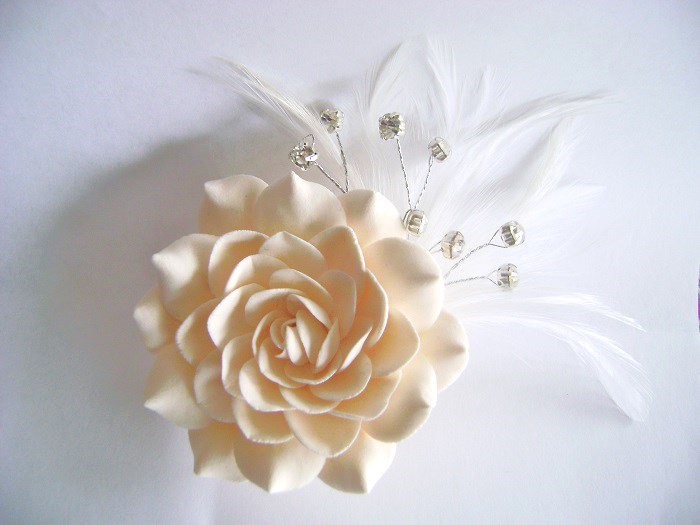 Champagne #Bridal Hair Flower #Gardenia Clip #wedding Hair by parsi etsy.me/1OGy4tB via <a href="/Etsy/">Etsy</a> #etsianstyle