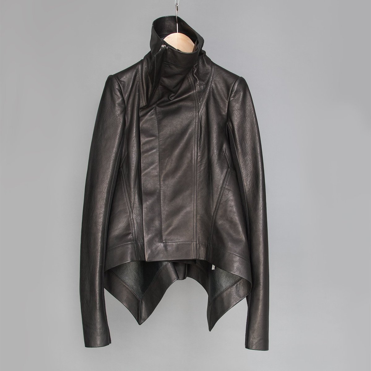 leformstore's tweet image. Новые поступления: кожаная куртка Rick Owens SS2016 #LEFORM #rickowens