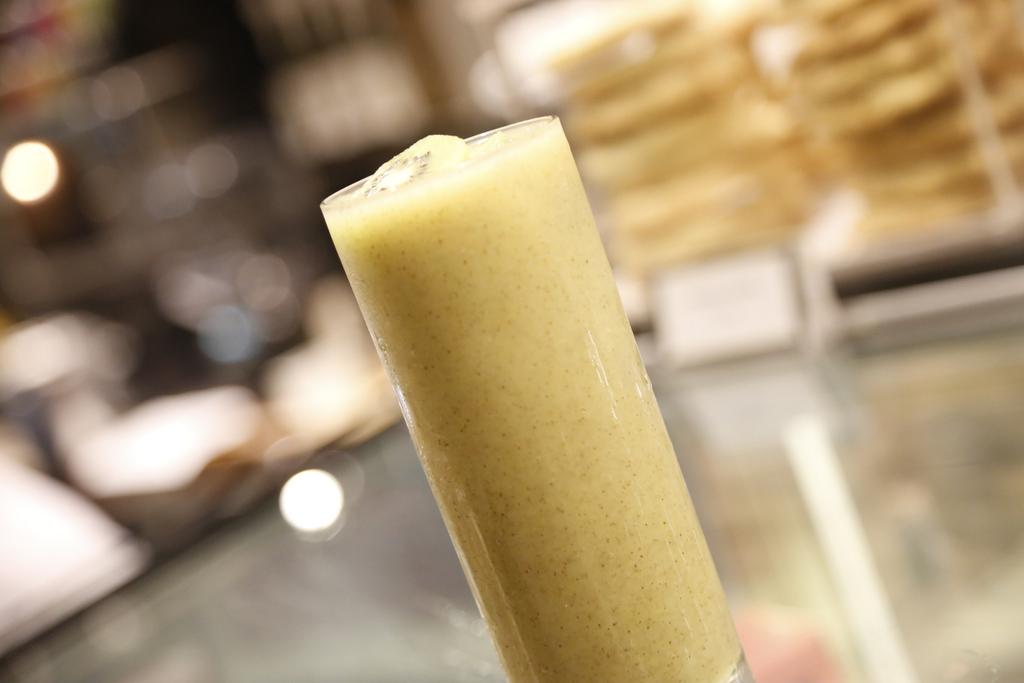 manilamarriott's tweet photo. Oh My Vanilla, Iced Choco, Green Fusion. What's your pick this afternoon? #coffeebased #cooldrinks at #MarriottCafe https://t.co/1qqFVHQzhN