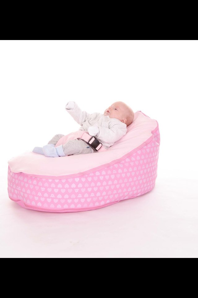 Littleimagin's tweet photo. New colours have arrived 🙌 #lilypod #babybeanbag #baby #reflux #flatheadsyndrome #maternity #pregnancy https://t.co/SijZB2urNq