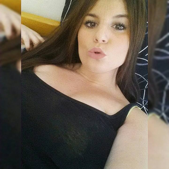 TorressGael's tweet photo. sebastien tu aime pas ce que tu vois comparé a ta copine il y a pas  comparaition aller laisse moi t embrasser https://t.co/Z42zDD49xp