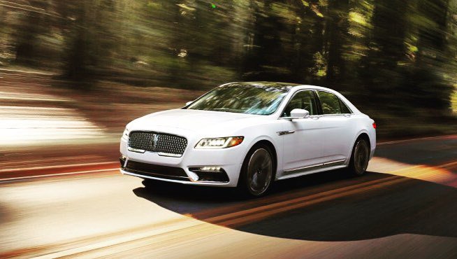 The 2017 Lincoln Continental is finally here! #naias #naias2016 #naiasdebut #lincolncontin… ift.tt/1OoKTa1