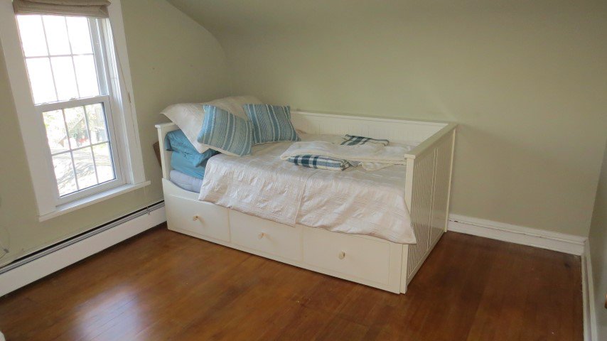 HomeKeyRentals's tweet image. For #rent #Halifax Hydrstone 2Br 1Bth Avail Now Pets ok 6 appls Parking $1600 Includes Util homekeyrentals.com