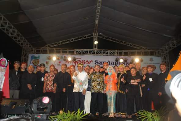 Kagiatan kamari di thn 2015 makasar sundanes festival 2 alhmdlilah sukses htrnuhun ka kang <a href="/aheryawan/">Ahmad Heryawan</a> parantos hadir