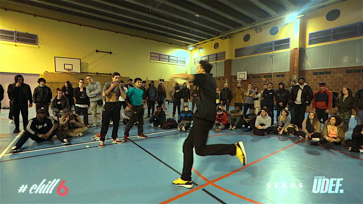 breakingstation's tweet image. Watch FINALE -Bee D/Sheto Vs Leo Walk /Mounir @ Chill In The City 6 #bboy goo.gl/xWe5yf