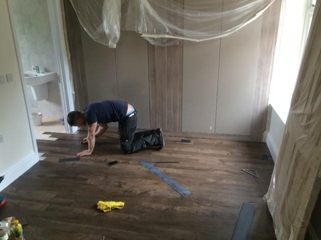 CarpetStyle_ltd's tweet photo. Karndean knight tiles Caribbean driftwood and aged oak fitted this week. #designflooring @KarndeanFloors https://t.co/1onkhdCcXI