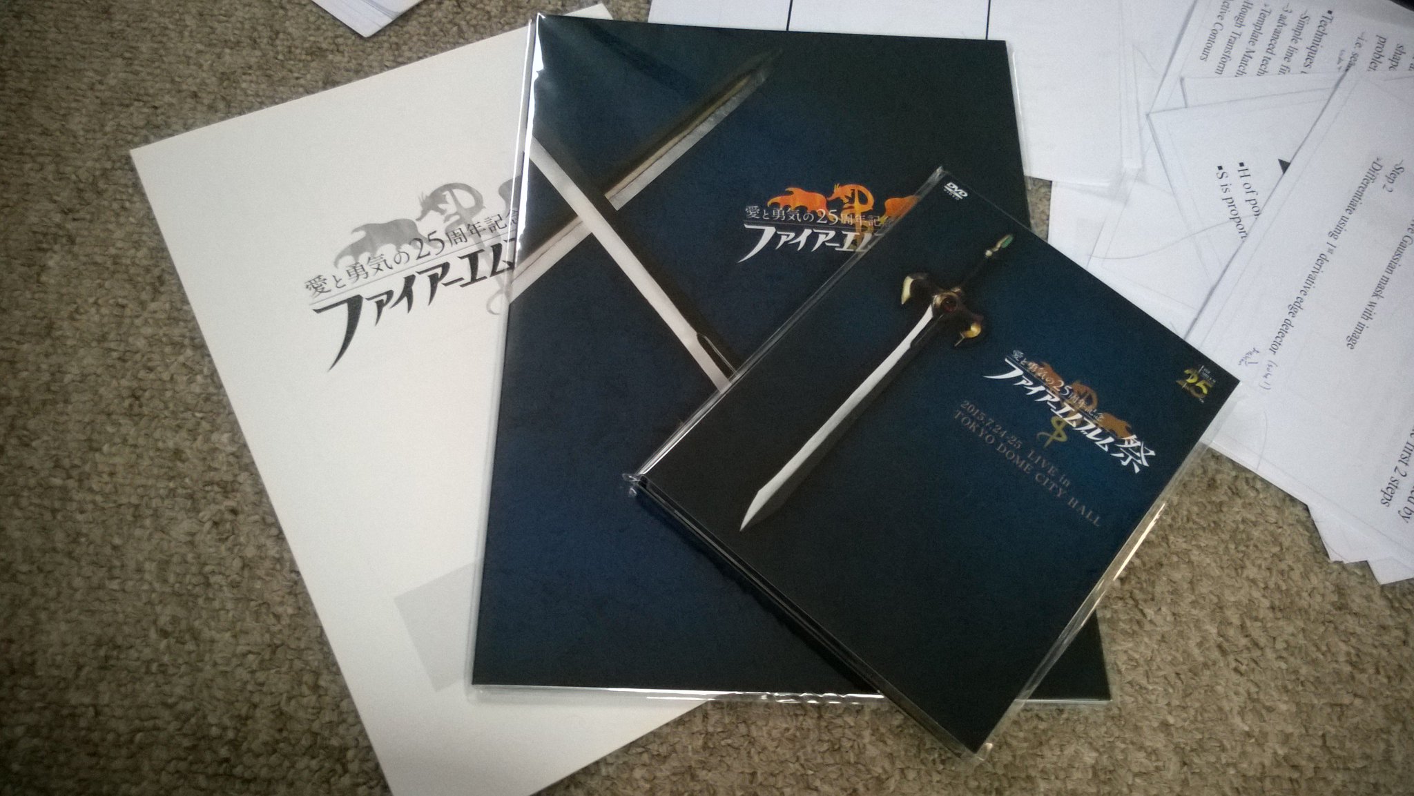 CYhMsAsW8AAkY4-.jpg:large