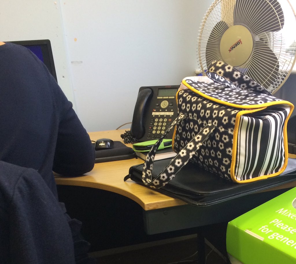 SuzyBags's tweet photo. Great news!!! Our new lady's bag.....not Waitrose but still #bagporn 😆😆😆 https://t.co/UAldQqpxkD