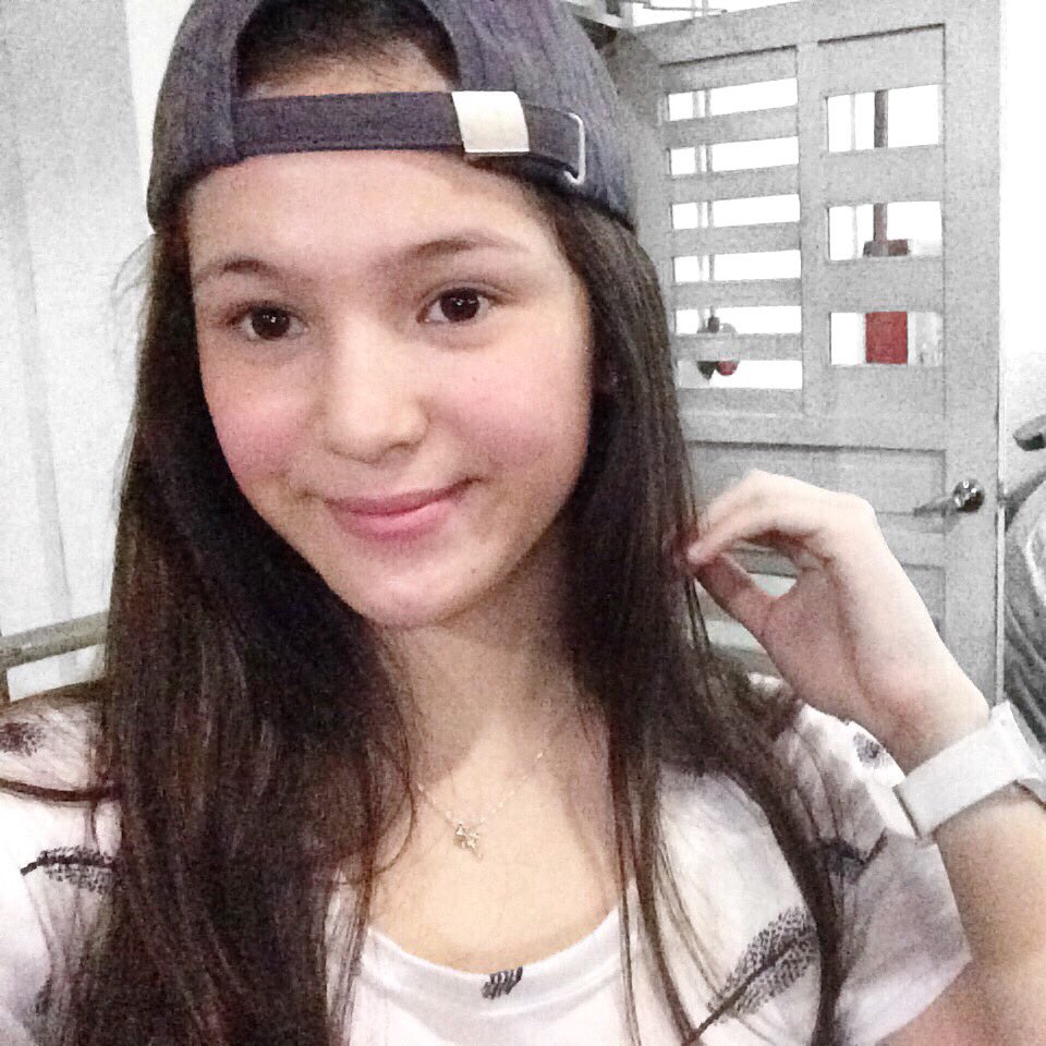 barbieeimperial tweet picture