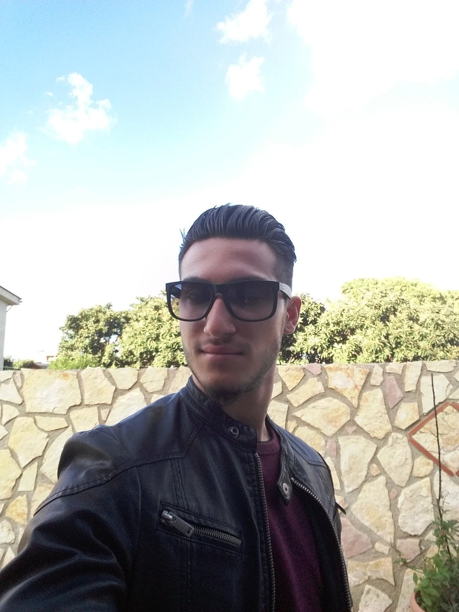 Markitojo's tweet image. Si scende! #forum #cugino