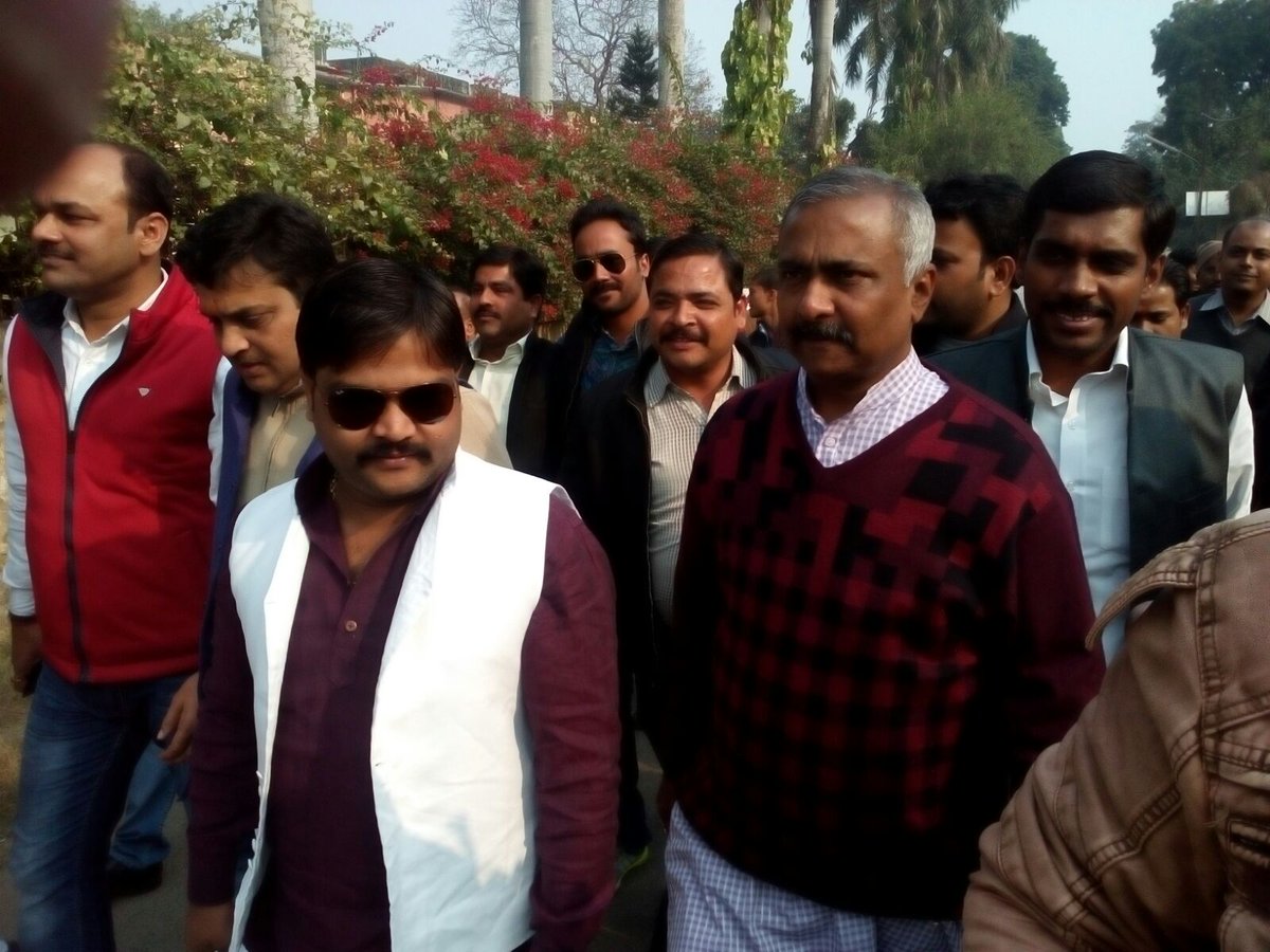 Sanjay Vinayak Joshi tweet media