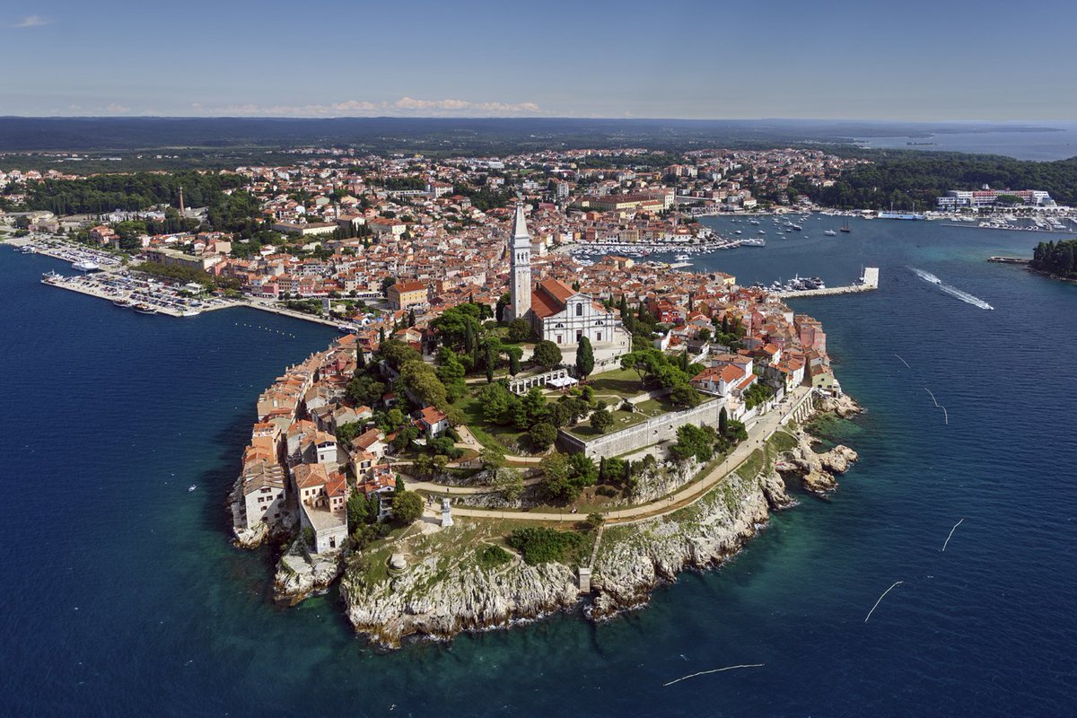 Rovinj_official's tweet photo. Can't wait for season 2016 in lovely #Rovinj!
#Croatia #ttot https://t.co/FH6E9Xlmqf
