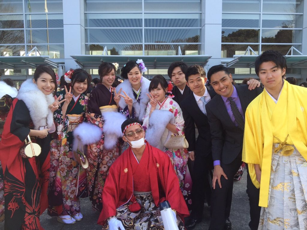 HanAeee048's tweet photo. 成人式楽しかった〜😋💕 https://t.co/CvjtA4CWkK