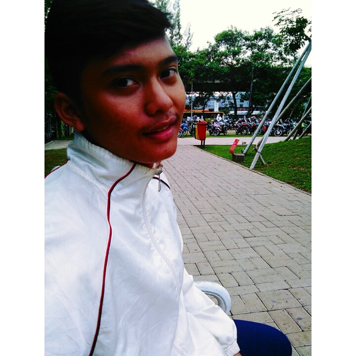 rendrasigit29's tweet photo. Ahaha:-D https://t.co/MvFZ5LT5aG
