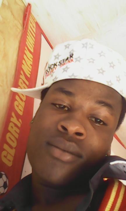 lunda254's tweet photo. My life https://t.co/OQEqCOwLN5