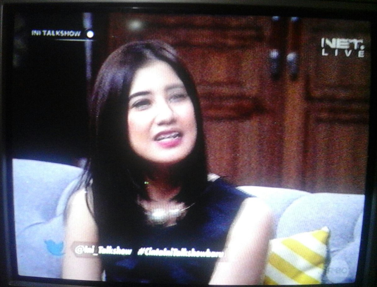 Jimi_Pambudi's tweet photo. Ka @fitaanggriani di net Ini Talk Show
Cc @ayurizkiyani07 https://t.co/cxckI9QZtn