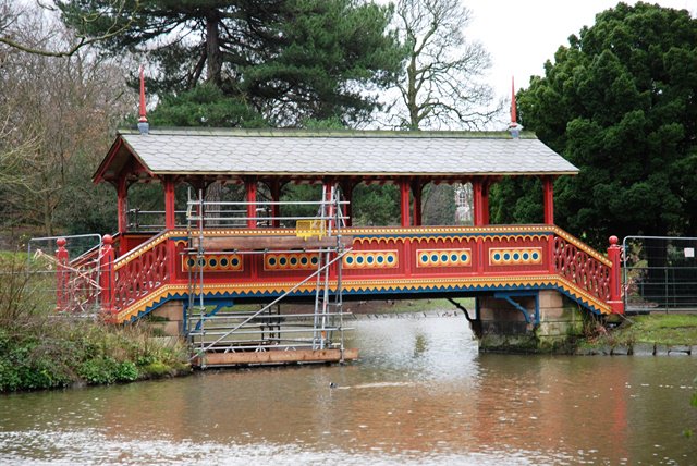 InvestInWirral's tweet photo. Works to restore Birkenhead Park’s Swiss Bridge to its former glory will be completed soon https://t.co/XuxLeIeFZR https://t.co/Uo32f9AZTp