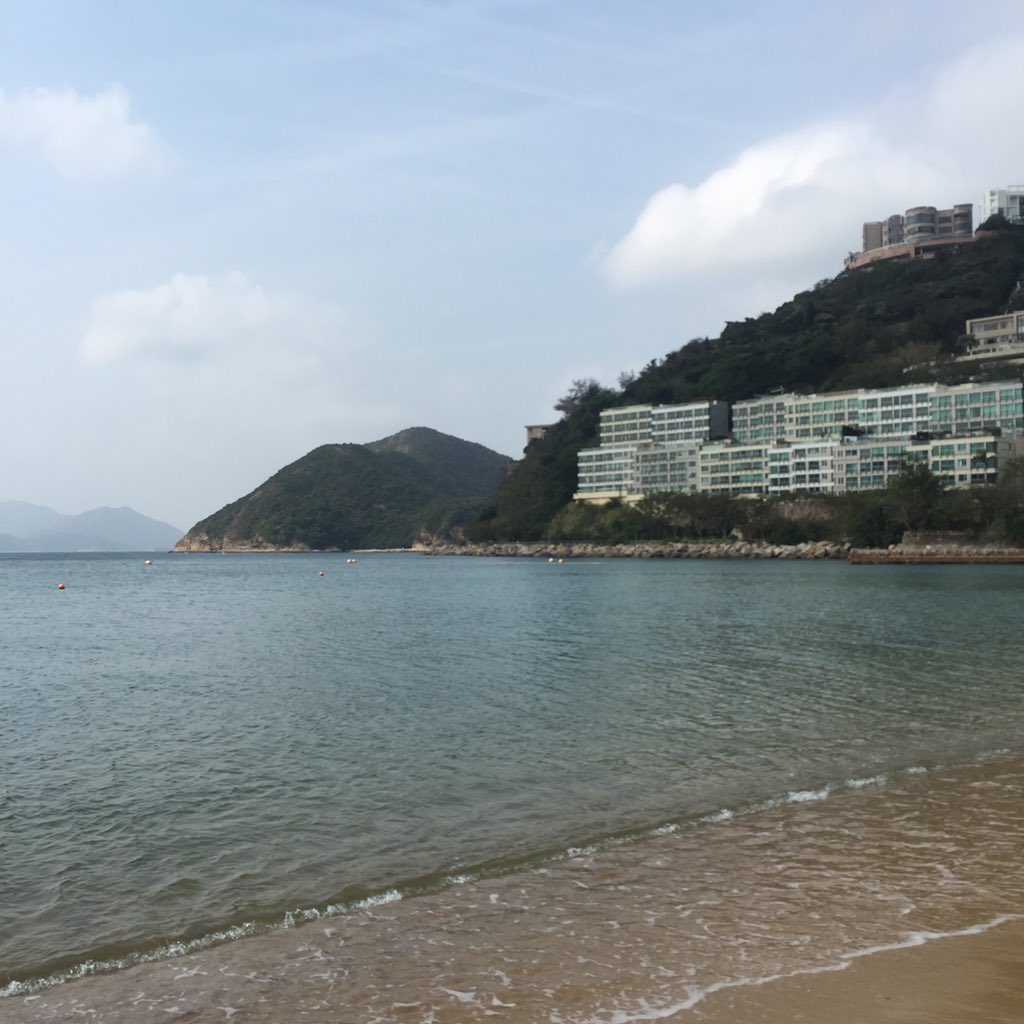 MaisieJayne2's tweet photo. #repulsebeach #hongkong2016 https://t.co/UChRHBkNpw
