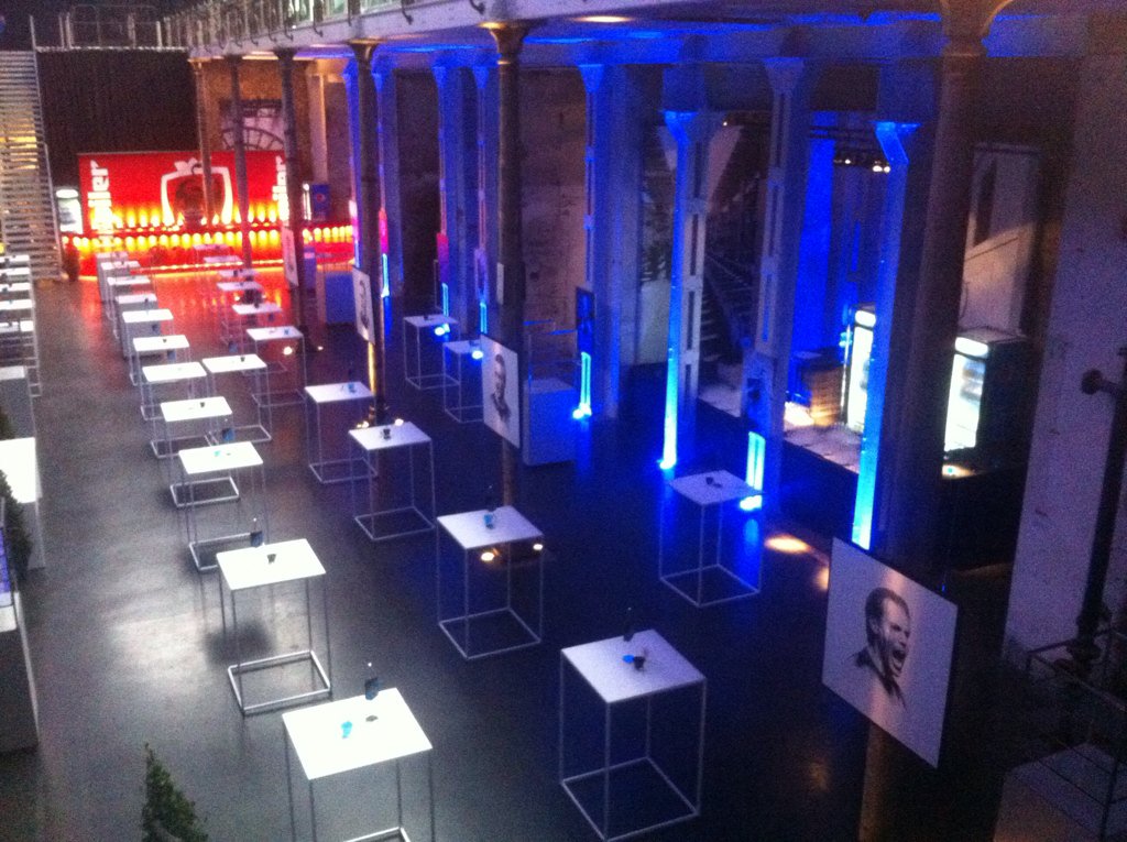 laBrugeoise's tweet photo. Vanavond Nieuwjaarsreceptie @ClubBrugge #brugge #2016 #invitationonly https://t.co/ahKRTKqJK8