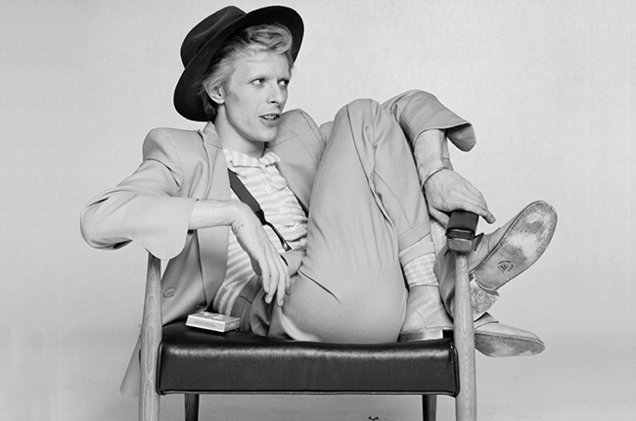billboard's tweet photo. David Bowie's death leads to 100 million Facebook interactions in first 12 hours https://t.co/N1aHDyjKXx https://t.co/302Ut0yHJO