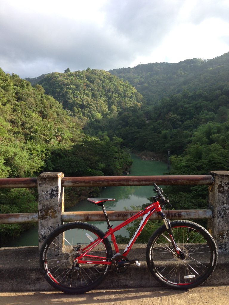16rommartinez's tweet photo. Missing my Red Stallion #Merida29er https://t.co/7GhbIwK2Tm